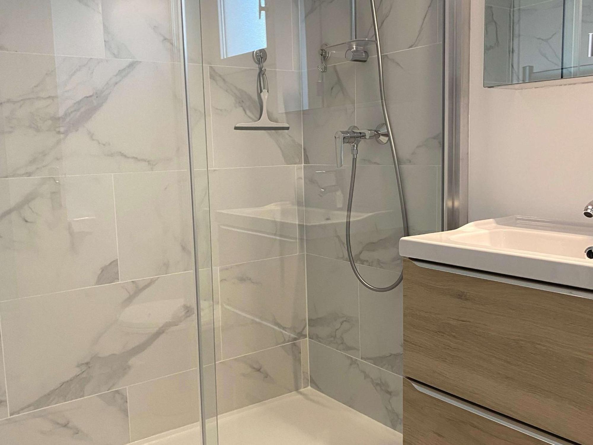 Studio Renove Avec Balcon, Proche Commerces, Wifi Et Cellier Privatif - Balaruc-Les-Bains. - Fr-1-553-13 Kültér fotó